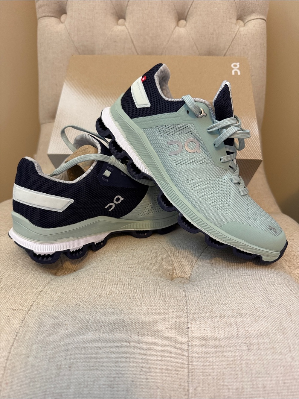 On Running Women's Mint Green and Navy Cloudrunner Athletic Shoes